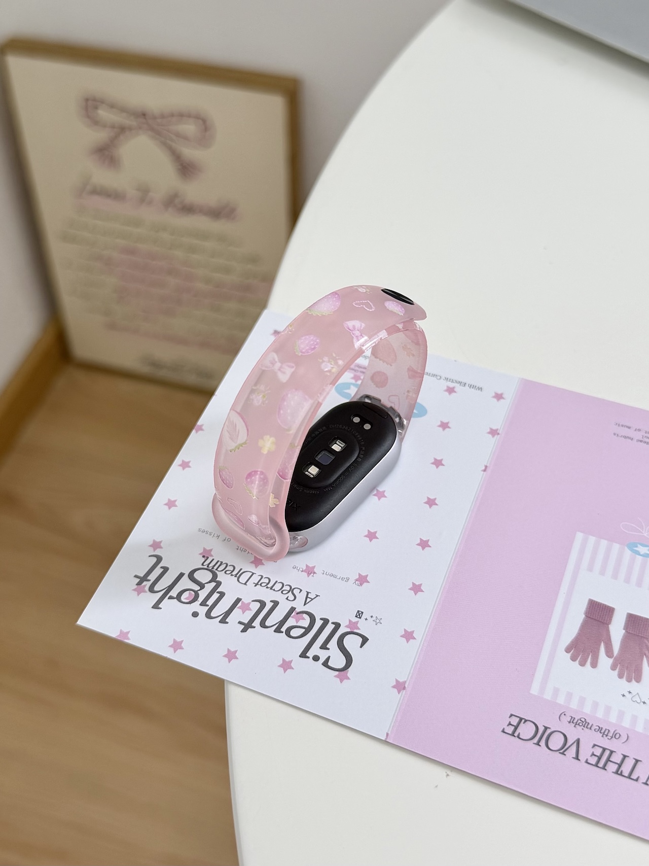 Super Cute Strawberry Bow Prin - đánh giá và giá Watch Smartwatch Android